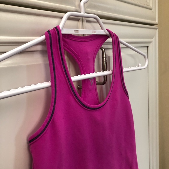 Ivivva by Lululemon reversible girl’s tank top - Picture 3 of 11